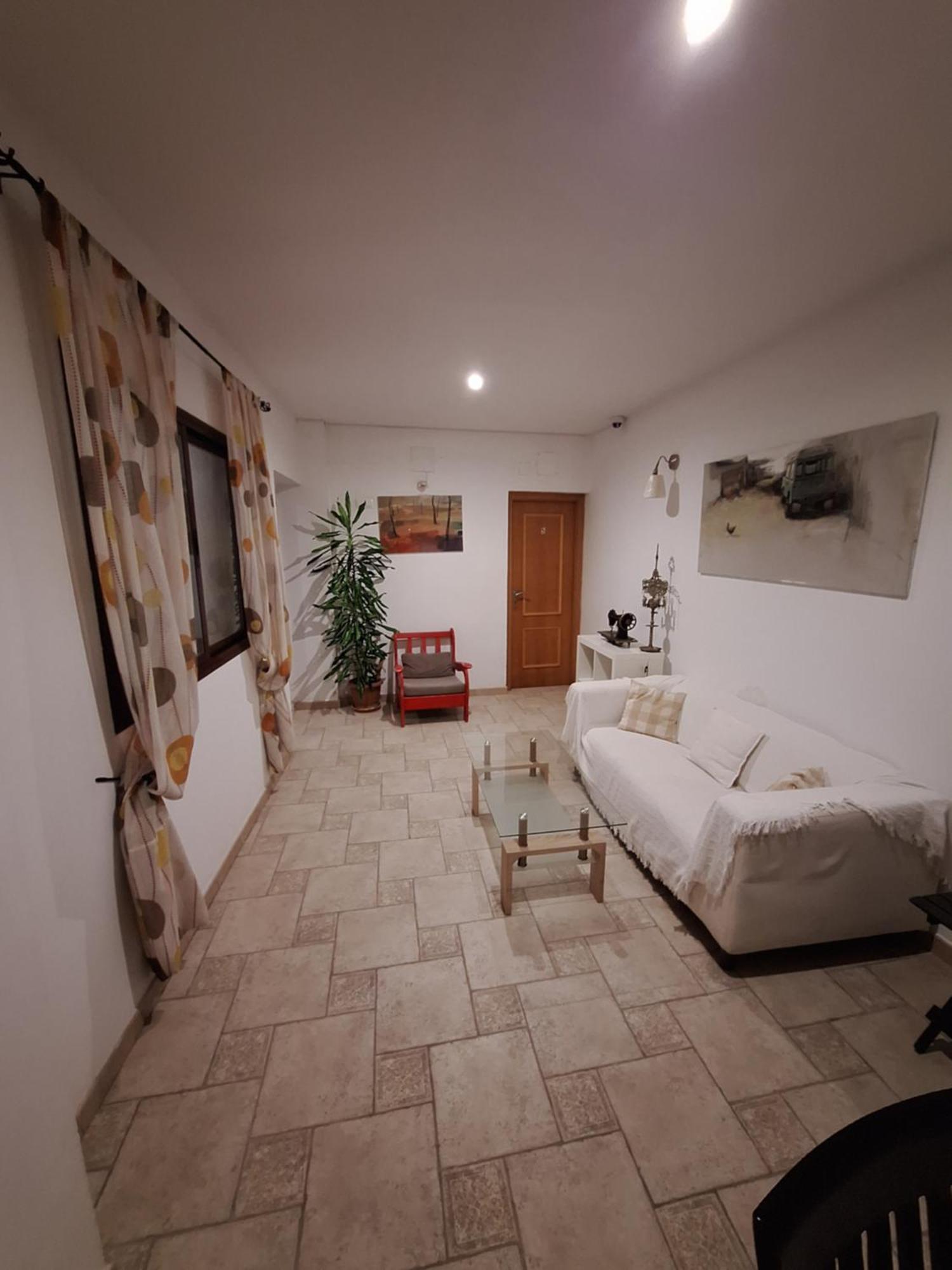 Hostal Fenix เฮเรซ เด ลาฟรอนเตรา ภายนอก รูปภาพ