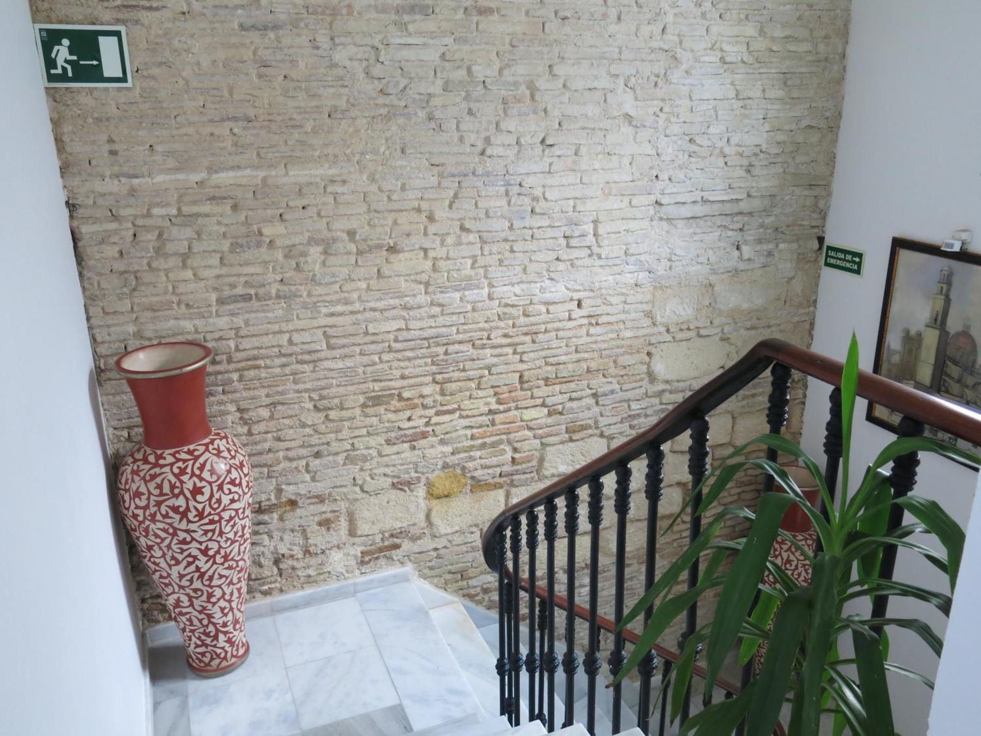Hostal Fenix เฮเรซ เด ลาฟรอนเตรา ภายนอก รูปภาพ